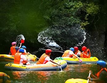 夏日出逃漂流记——尧山大峡谷漂流一日游